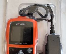 Foxwell car scanner.