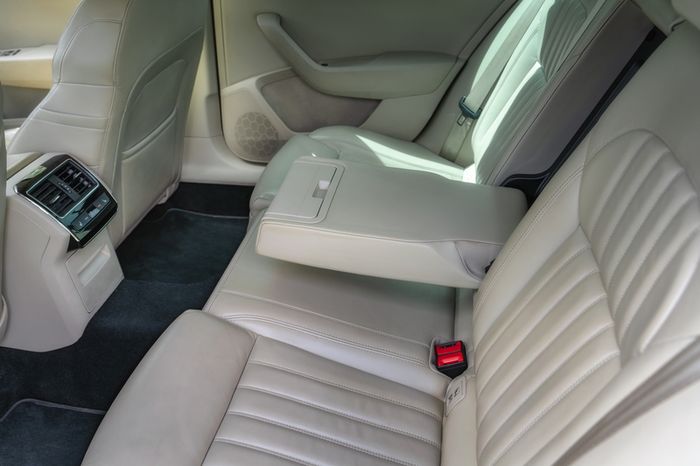 2016 Skoda Superb L&K 4X4 150BHP Pristine Long NCT 2027 Full MSL History