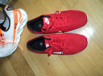 Ladies new Nike runners