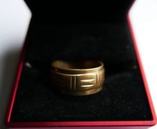 Men's 18K Yellow Gold Plated Ring size V