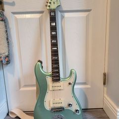 Fender Parallel Universe Volume II Jazz Stratocaster Mystic Surf Green