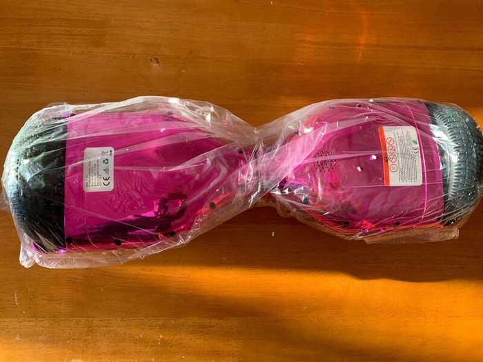 Hot Pink Bluetooth Hoverboard with Bag LED Light Speaker New in Box