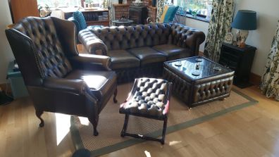 Saxon Leather sofa and Furniture Suite