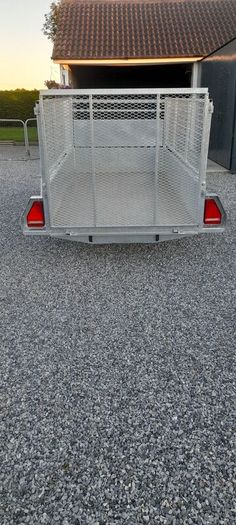 Tuff trailer 8x4