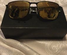 Oakley ejector