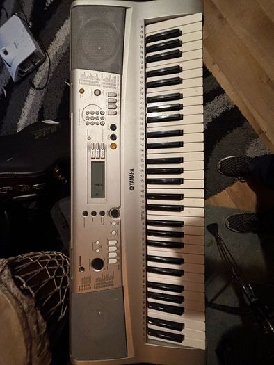 yamaha psr e313 keyboard