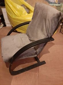 2 lounge chairs