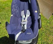 Car seat with Isofix