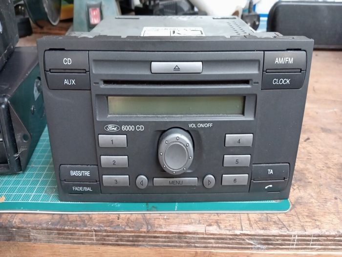 ford 6000 car radio