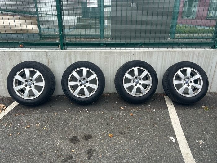 Volvo Alloy Wheels 5x108 16"