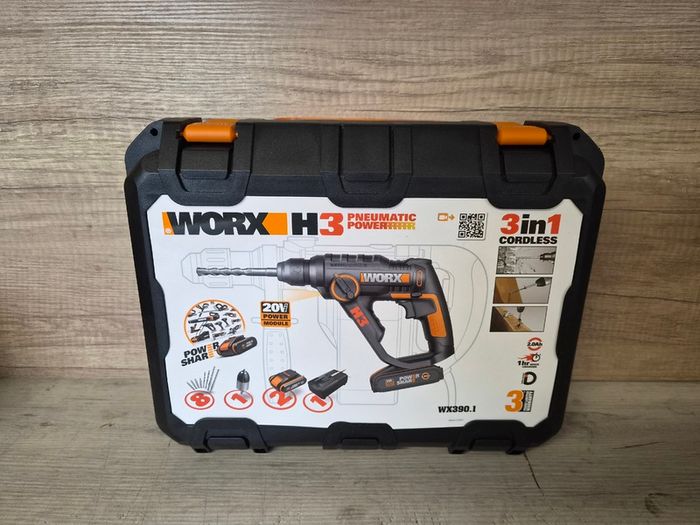 Worx H3 Rotary Hammer sds plus 20V Max. WX390.1 PowerShare Includes 2 batteries 2Ah, charger and case