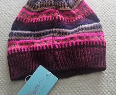 Small child's pom hat