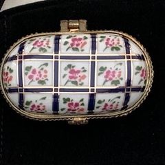 Vintage Porcelain Pill Box 1960s