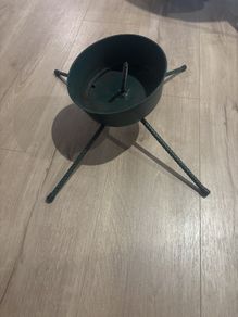 Christmas tree stand