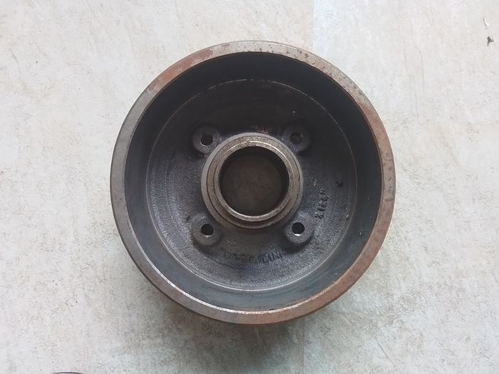 Peugeot 205 GTI / 309 Rear Hub.
