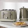 Green Kettle and Toaster Image 2