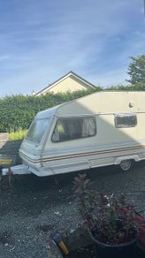 avondale Leda caravan