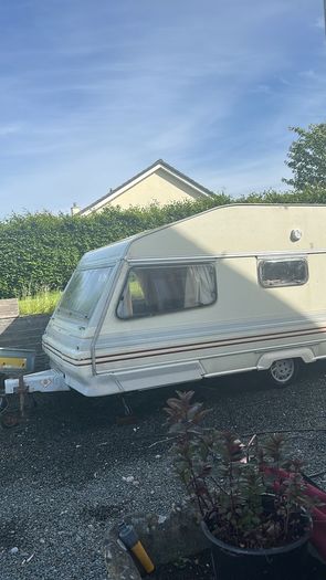 avondale Leda caravan