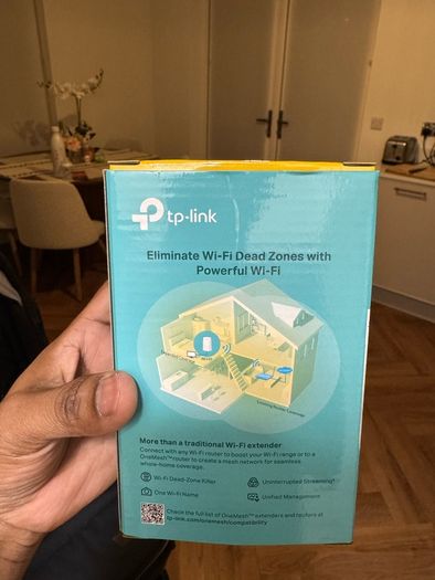 TP-Link AC750 WiFi Extender (RE220) Brand New
