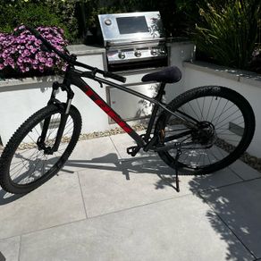 trek marlin 5 gen 3. frame M/L