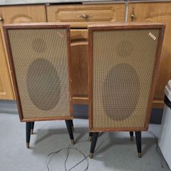speakers