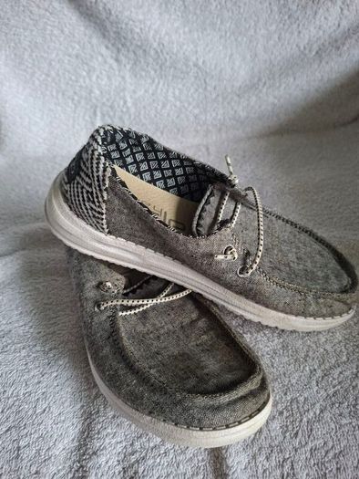 boys shoes