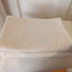 Organic brushed cotton king bedding bundle in cream