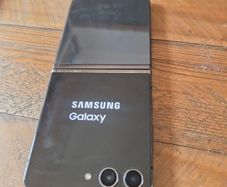 Samsung Galaxy Z flip 5