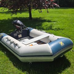 2.5HP Suzuki O/B and Zodiac Inflatable