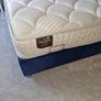 Double bed Image 2