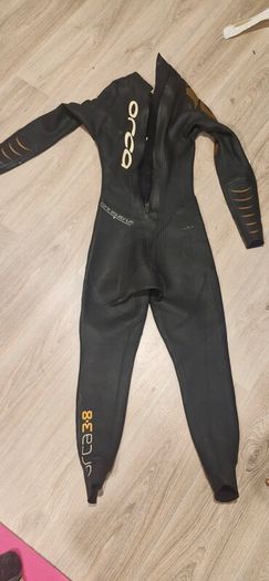wet suit suitable triathlon