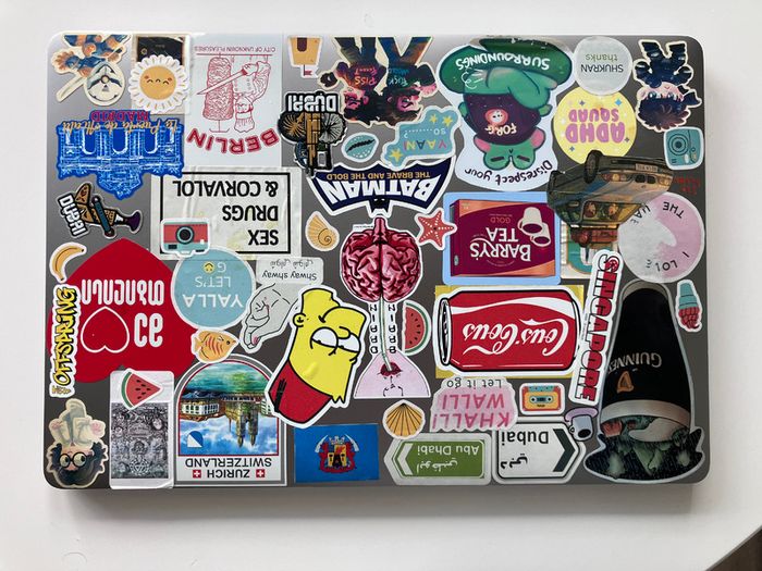 Apple MacBook Pro 16 Inch 2019 Touch Bar i7 512GB 16GB Ram 733 Cycles