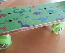 Child's skateboard (BN)