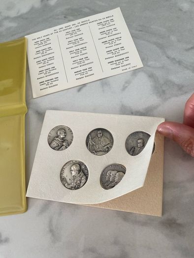 1900 - 1954 Holy Years Of The Xx Century Pope Coin Set