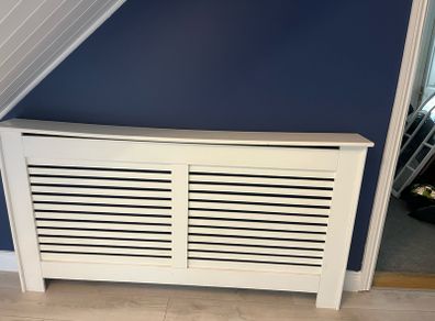 Radiator cabinet