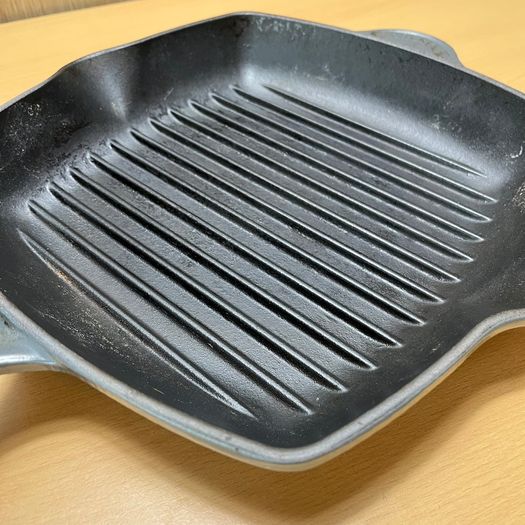 Le Creuset Signature Griddle Skillet Frying Pan 26 Grey Cast Iron