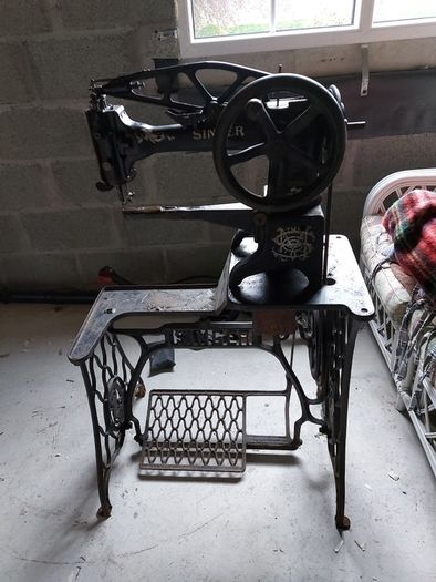 sewing machine