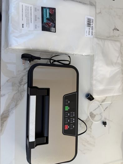 Vacuum Sealer Machine