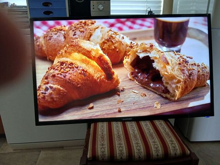 New Blaupunkt 40 inch Smart hdmi tv.