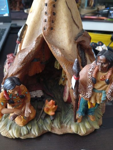 Academy Native American Camp Diorama