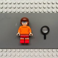 Lego scooby doo scd005 Velma Dinkley minifigure