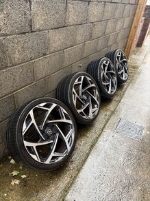 Opel/Vauxhall Insignia Atomic Alloys