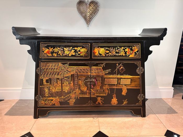 Chinese cabinet