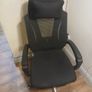 Desk/Computer/Gaming Chair Image 10