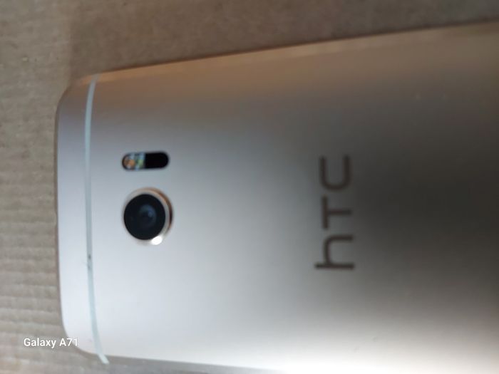 HTC 10 Mobile Phone, Model 2PS6200, in excellent cosmetic condition, FRP Google Locked, for parts or repair