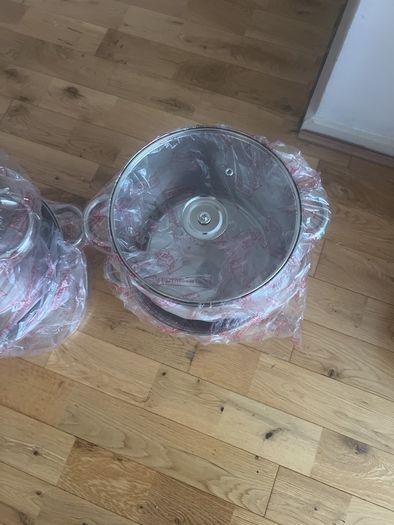 Royalty line pots