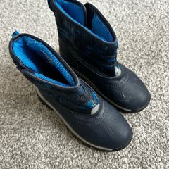 Winter boots