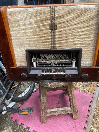 Vintage Radio