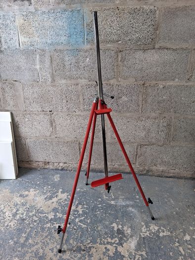 Artist Easel