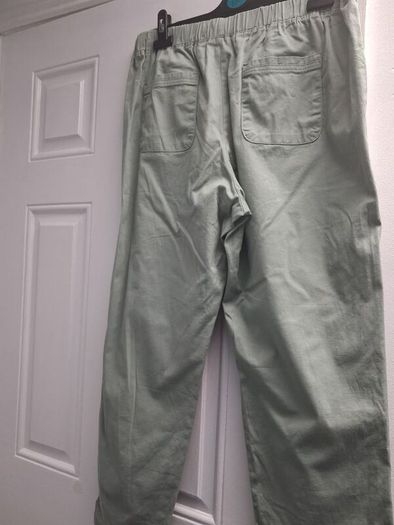 Ladies trousers